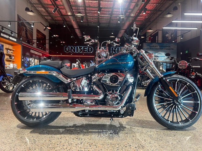 Harley-Davidson Breakout 117 (FXBR) Softail