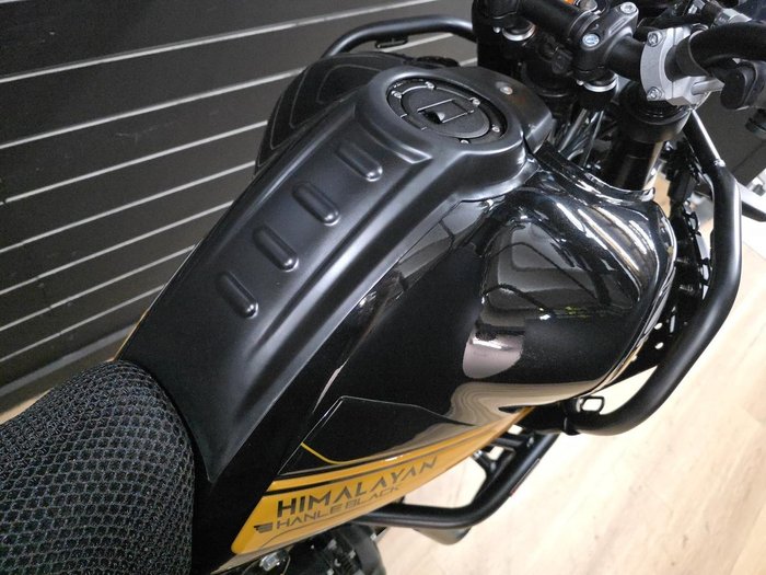 2025 Royal Enfield HIMALAYAN 450 Gold