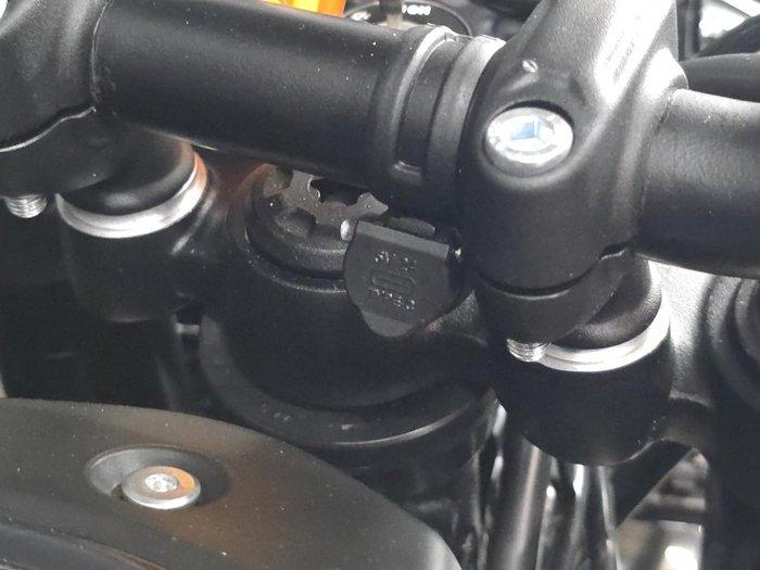 2025 Royal Enfield HIMALAYAN 450 Gold