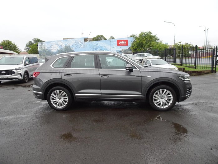 2022 Volkswagen Touareg 170TDI CR MY22 Four Wheel Drive Silicone Grey