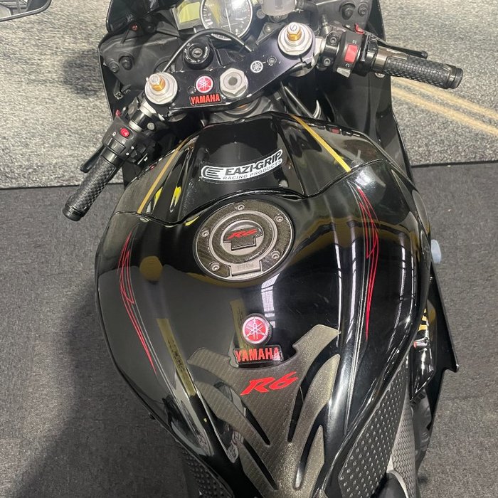 Yamaha 2006 Yamaha 600cc YZF-R6 Black
