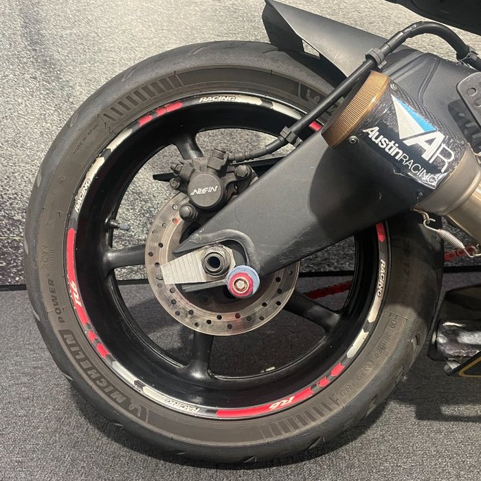 Yamaha 2006 Yamaha 600cc YZF-R6 Black