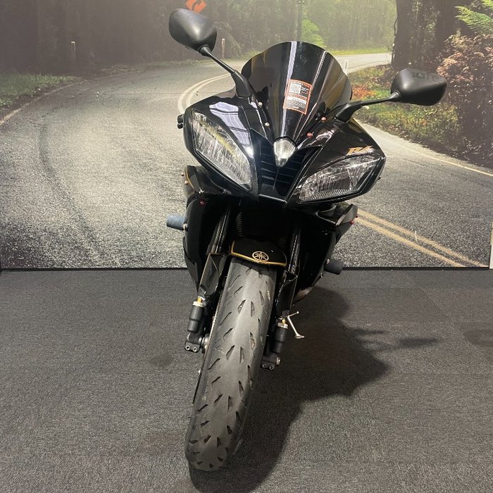 Yamaha 2006 Yamaha 600cc YZF-R6 Black