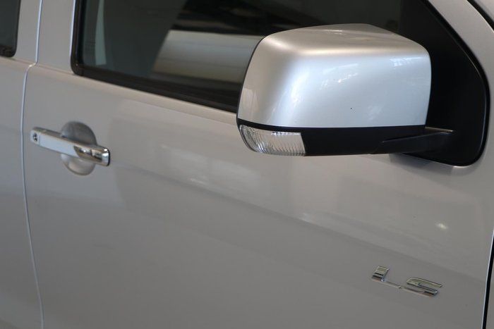 2018 Isuzu D-MAX LS-M