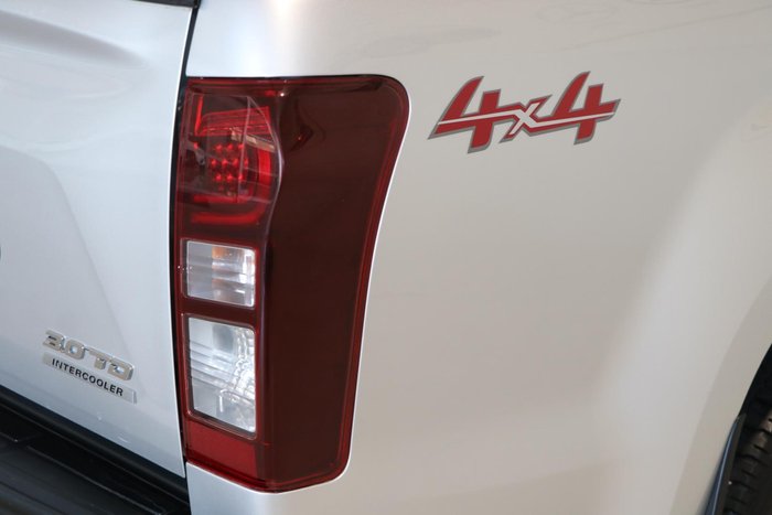 2018 Isuzu D-MAX LS-M