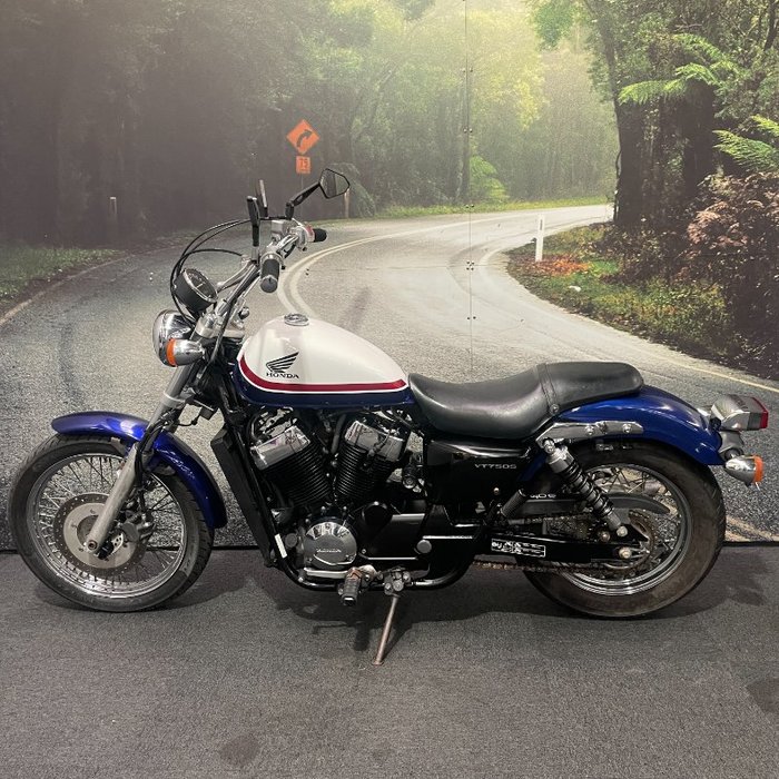 2010 Honda VT750S Blue