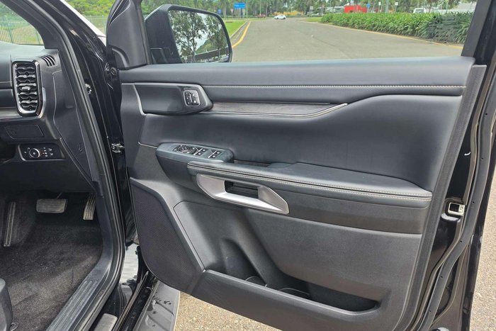 2023 Ford Ranger Platinum MY24.00 4X4 Dual Range Shadow Black