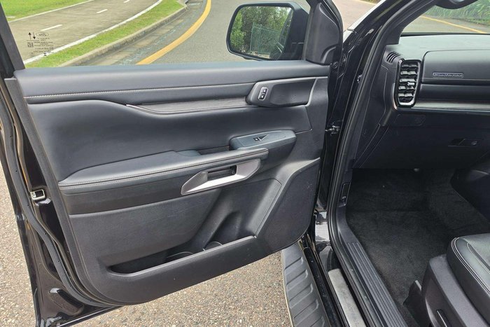 2023 Ford Ranger Platinum MY24.00 4X4 Dual Range Shadow Black