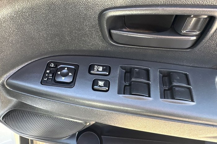 2024 Mitsubishi ASX ES XD MY24 White