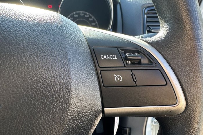 2024 Mitsubishi ASX ES XD MY24 White