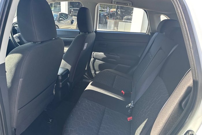 2024 Mitsubishi ASX ES XD MY24 White