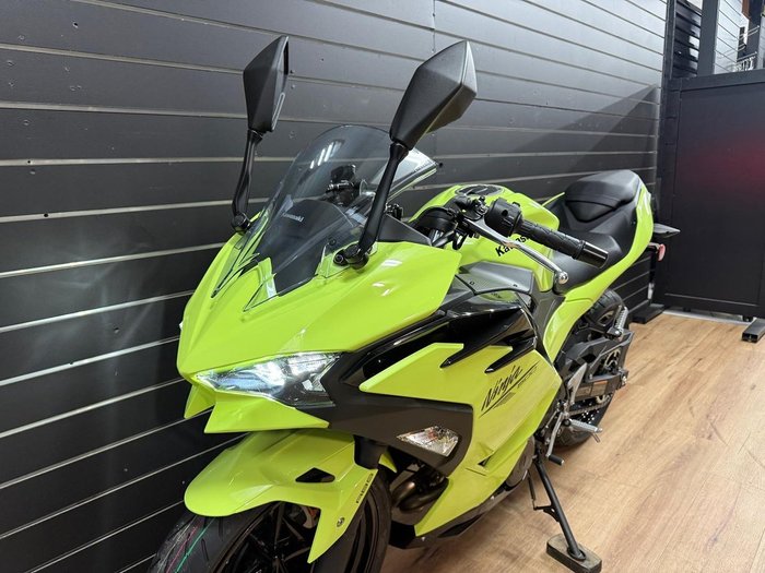 2026 Kawasaki NINJA 500 Green