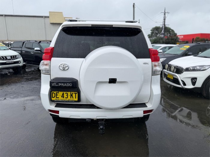 2011 TOYOTA LANDCRUISER PRADO GX (4x4)
