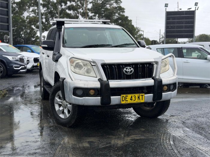 2011 TOYOTA LANDCRUISER