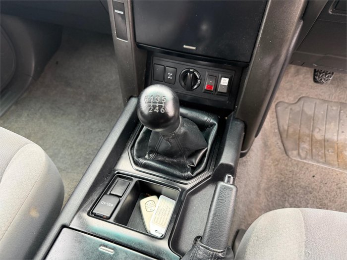 2011 TOYOTA LANDCRUISER PRADO GX (4x4)