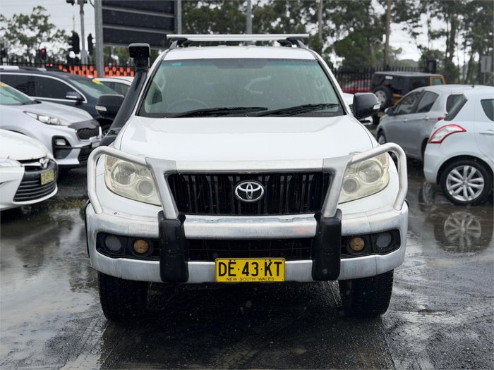 2011 TOYOTA LANDCRUISER PRADO GX (4x4)