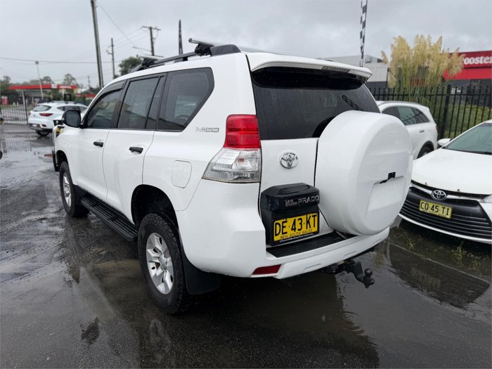 2011 TOYOTA LANDCRUISER PRADO GX (4x4)
