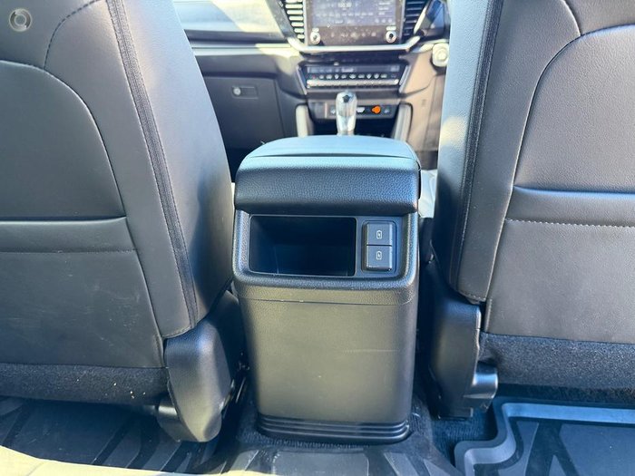 2025 Isuzu MU-X LS-T