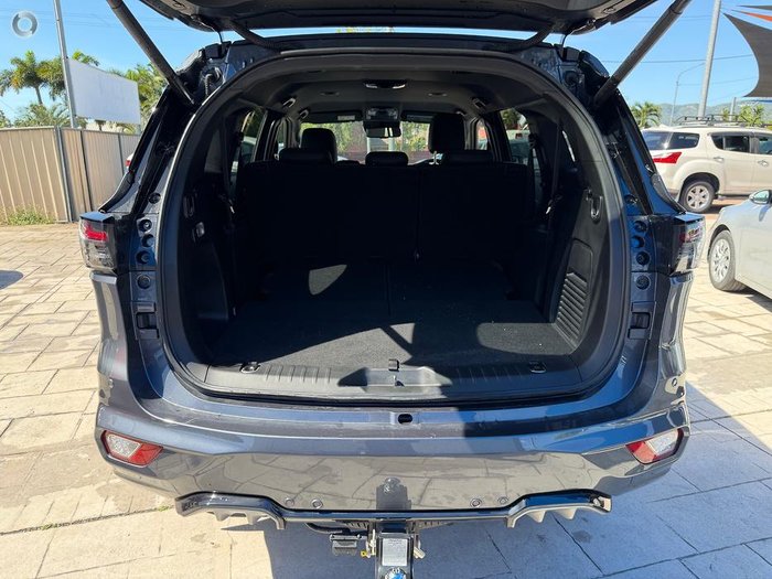 2025 Isuzu MU-X LS-T