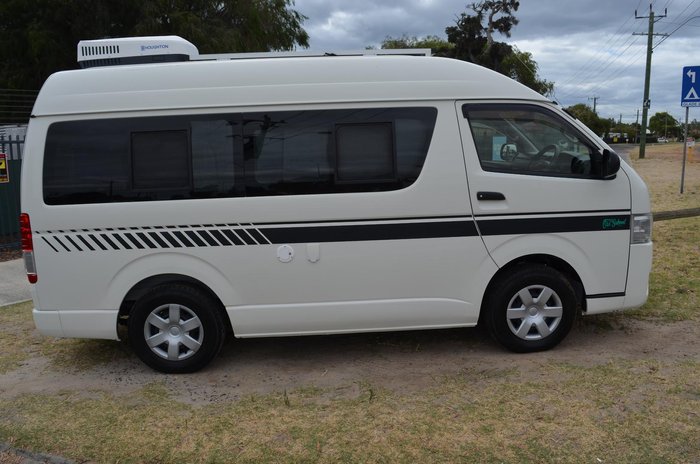 2015 Toyota Hiace