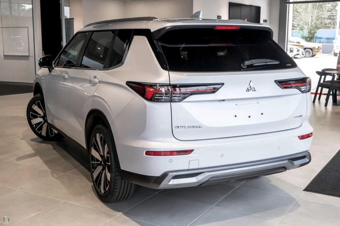 2025 Mitsubishi Outlander Aspire