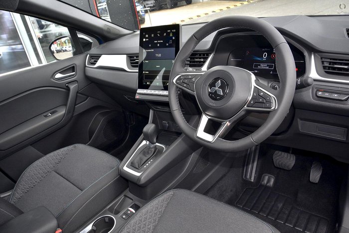 2025 Mitsubishi ASX LS