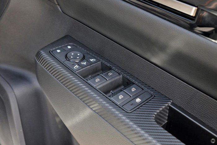 2025 Mitsubishi Triton GSR