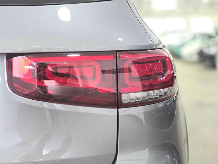 2021 Mercedes-Benz GLB-Class GLB200