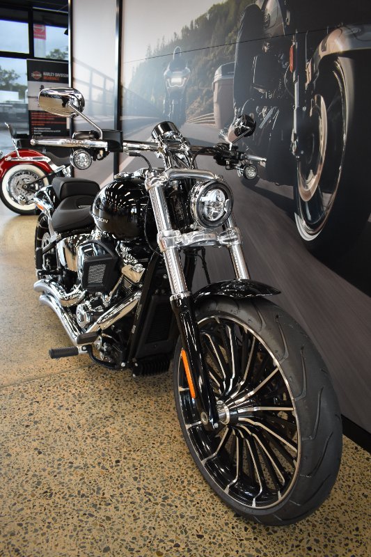 2025 HARLEY-DAVIDSON FXBR BREAKOUT (117)