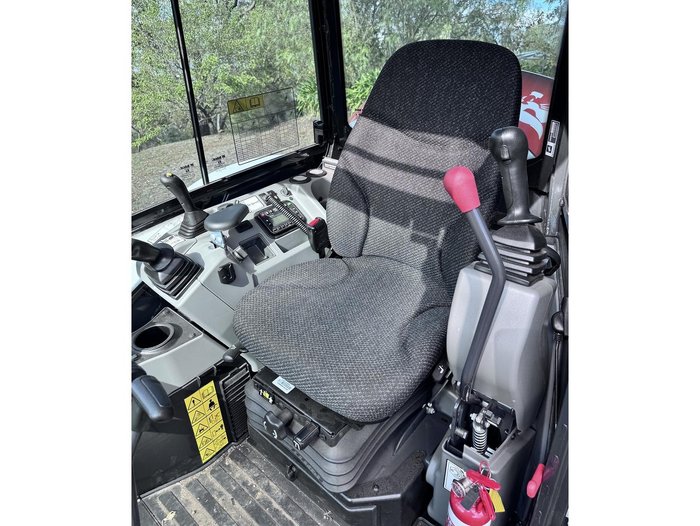 2025 Bobcat E35z