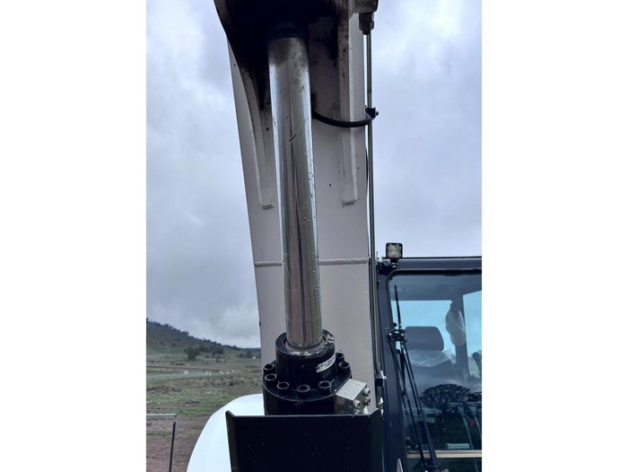 2022 Bobcat E88