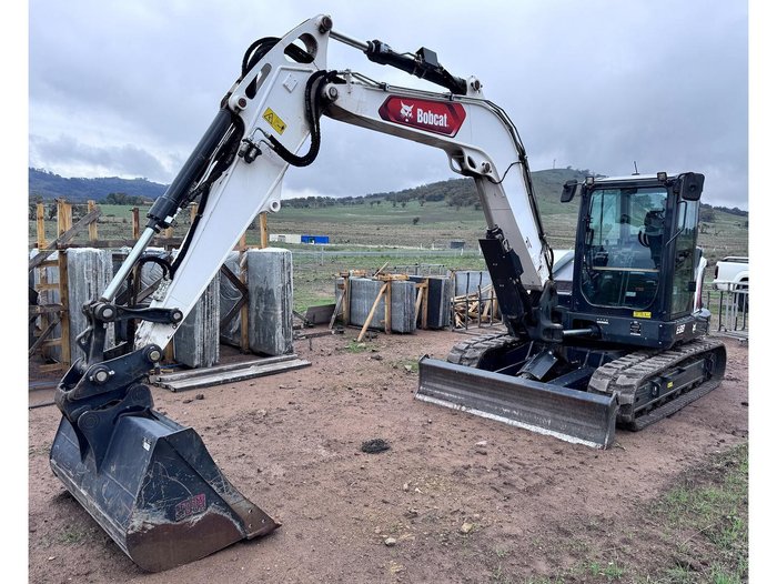 2022 Bobcat E88