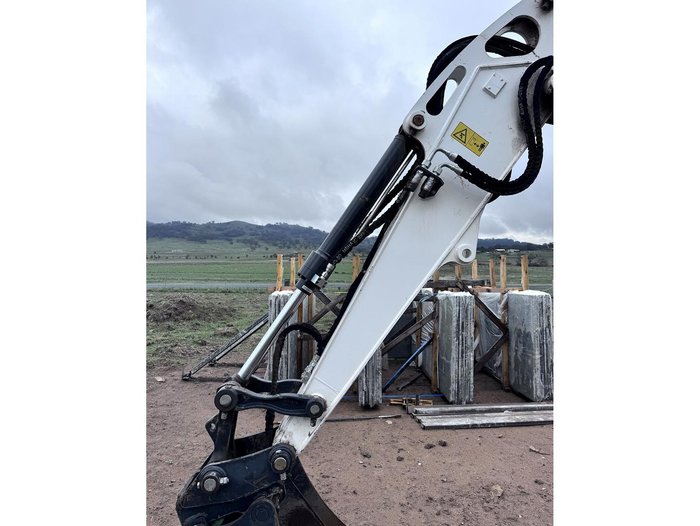 2022 Bobcat E88