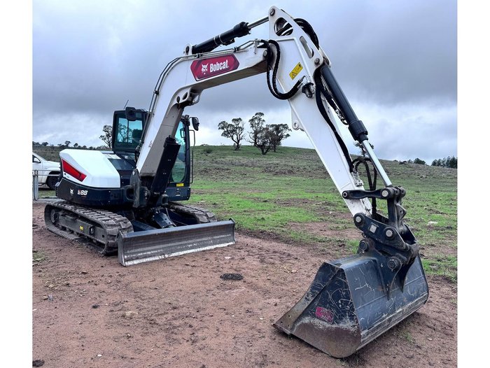2022 Bobcat E88