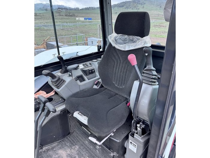 2022 Bobcat E88