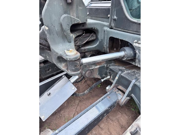 2022 Bobcat E88