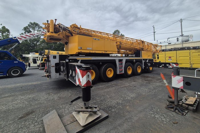 2012 Tadano Atf180g-5 Yellow