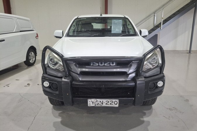 2018 ISUZU MU-X