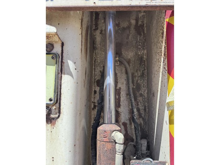 2005 Drake Trailer Australia Quad Axle Low Loader O.D