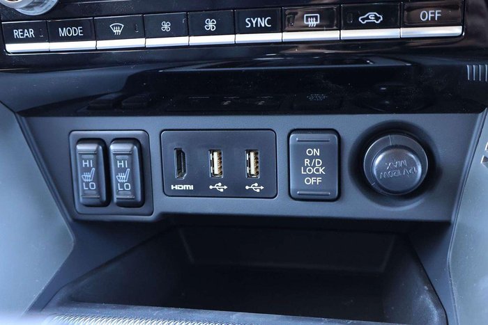 2025 Mitsubishi Pajero Sport Exceed