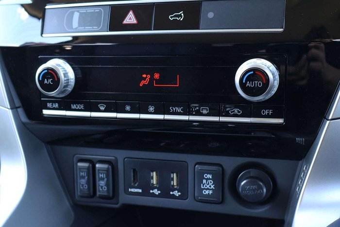 2025 Mitsubishi Pajero Sport Exceed