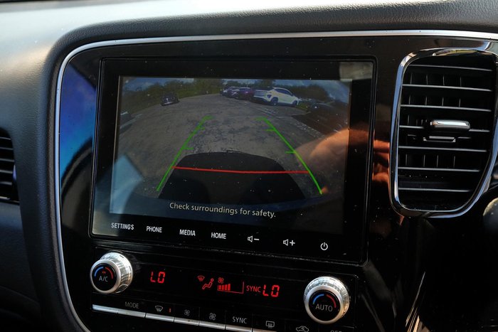 2020 Mitsubishi Outlander ES