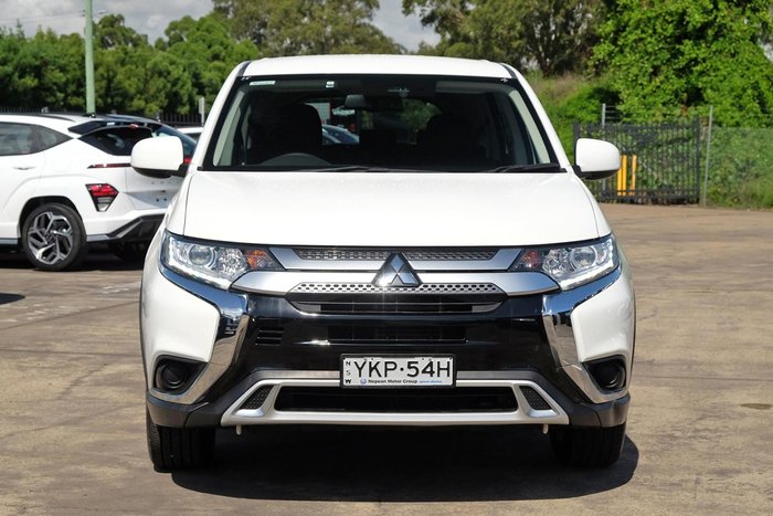 2020 Mitsubishi Outlander ES