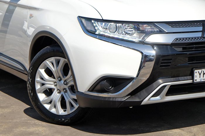 2020 Mitsubishi Outlander ES