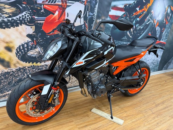2023 Ktm DUKE GP Black
