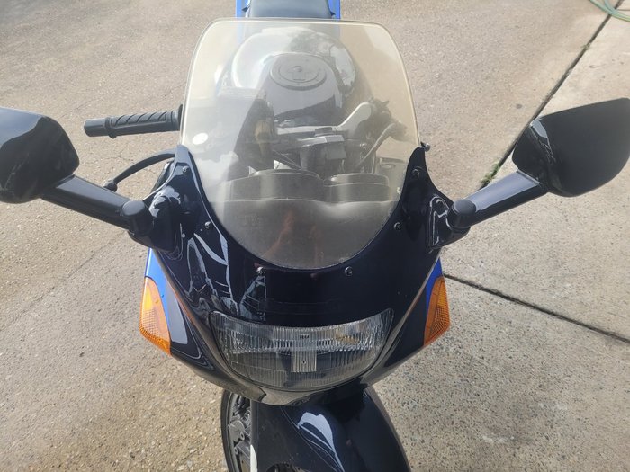 1991 Kawasaki ZZ-R600 (ZX600) BLUE