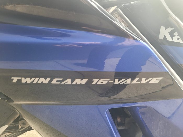 1991 Kawasaki ZZ-R600 (ZX600) BLUE