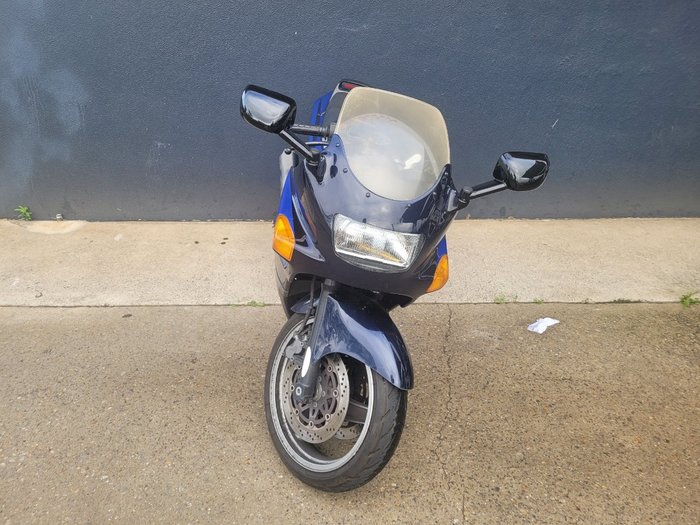 1991 Kawasaki ZZ-R600 (ZX600) BLUE
