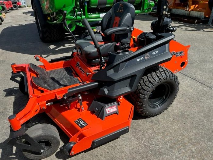 2026 Bad Boy Outlaw Rebel Zero Turn Mower C/W 61in Deck Red