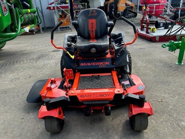2026 Bad Boy Maverick HD Zero Turn Mower C/W 54in Deck Red